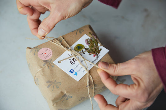 The Environmental Impact of Choosing Handmade Over Mass-Produced Goods