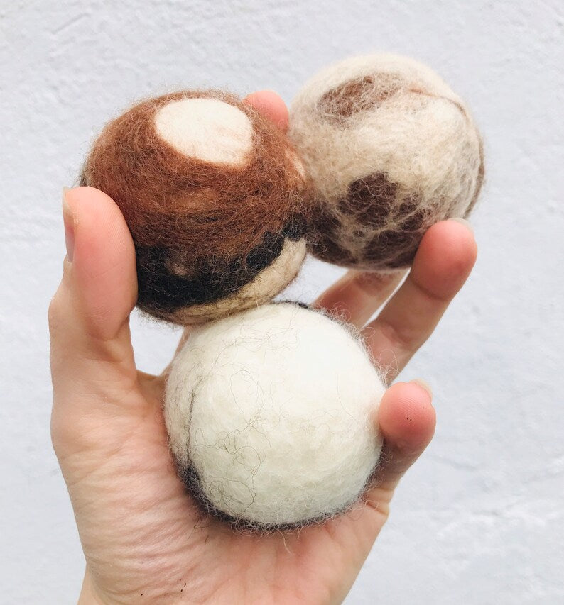 Felted ball bowl decorations