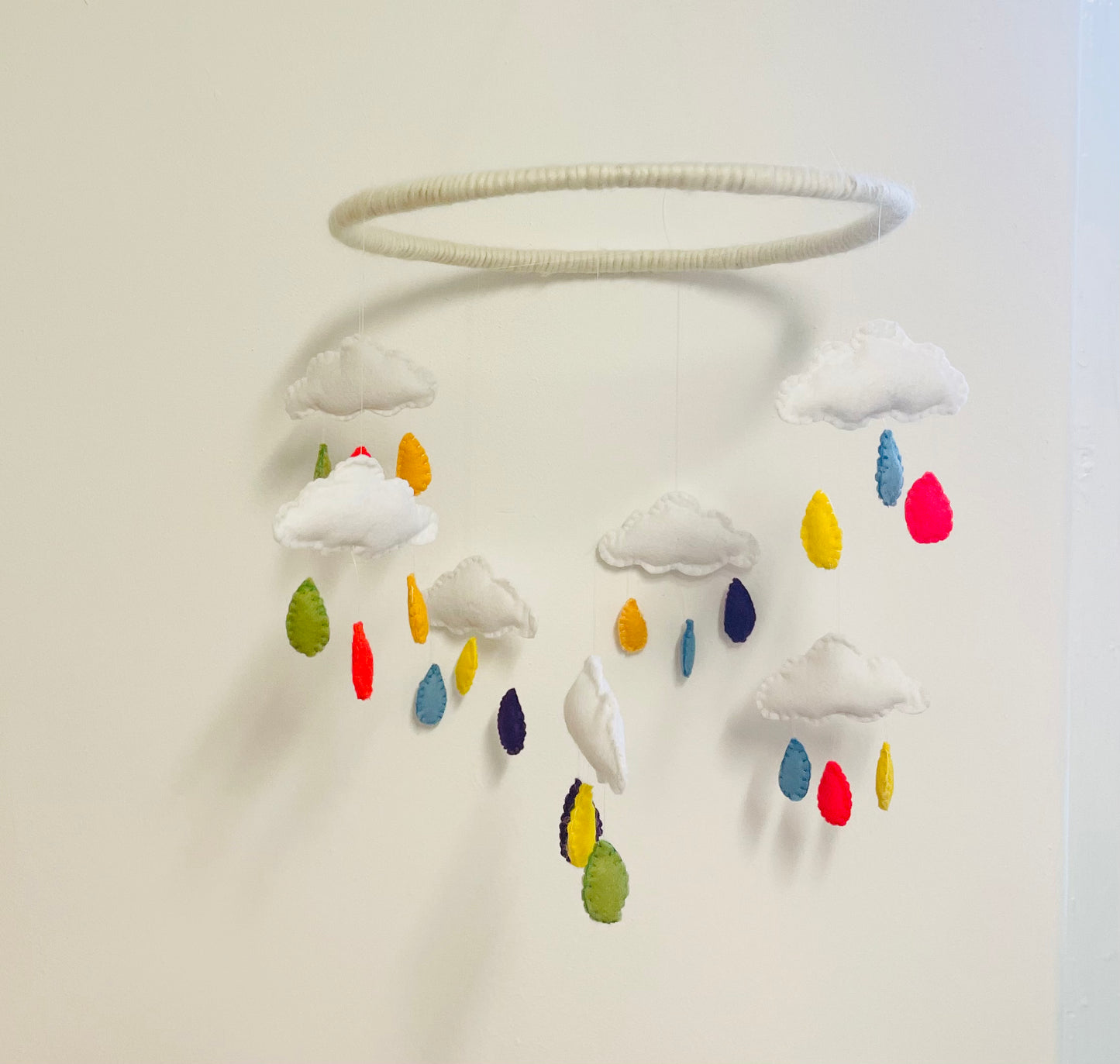 Felt rainbow cloud mobile, nursery mobile, rainbow mobile
