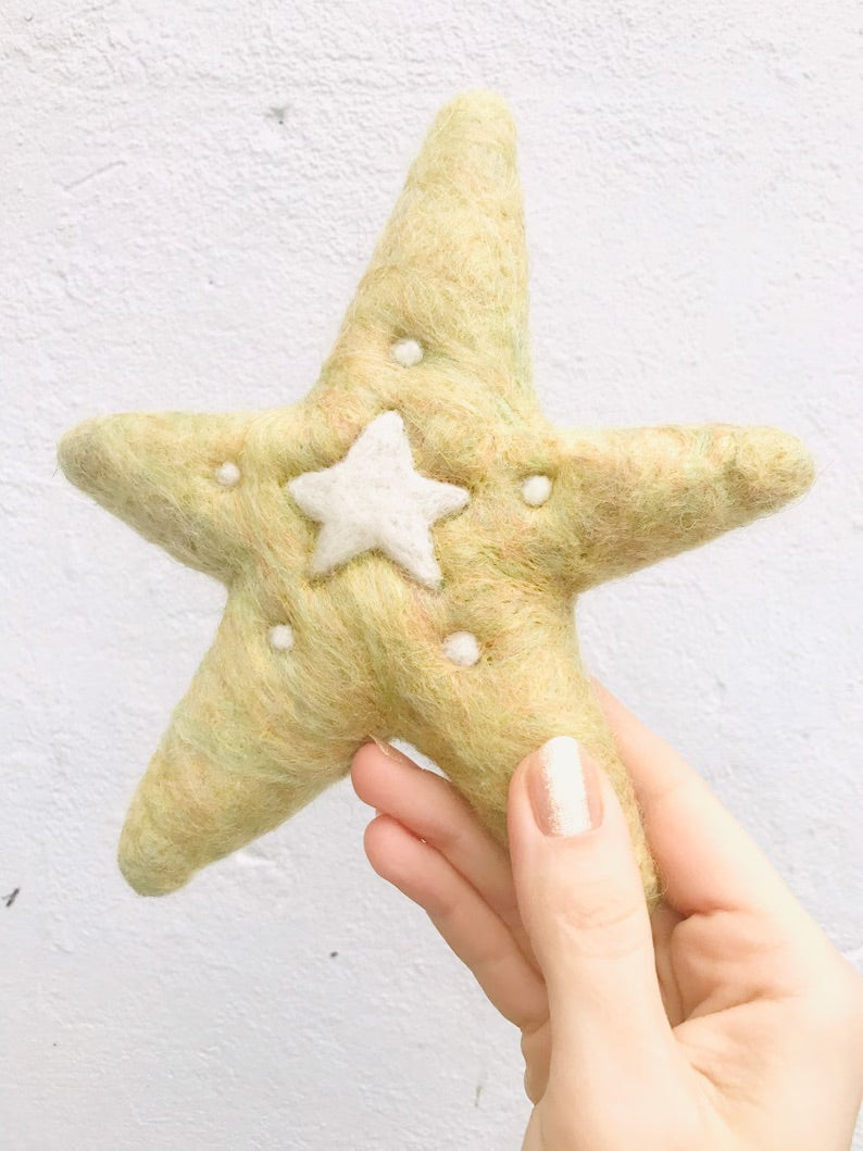 Felted Christmas tree star topper