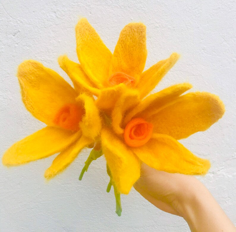 Felt daffodils