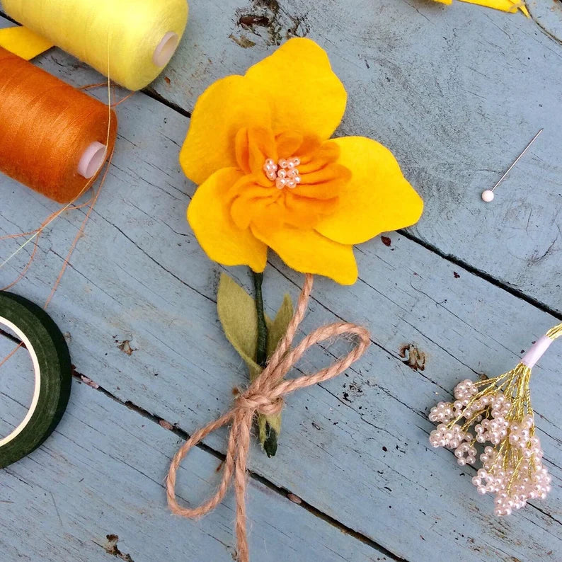 Felt flower daffodil